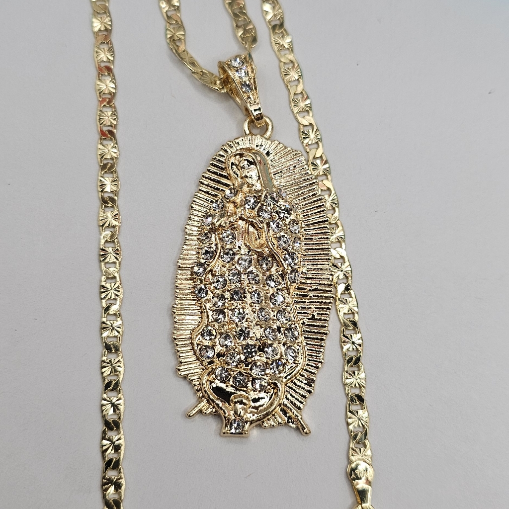 Virgin Mary Beautiful Necklace Regular Chain Style 20$